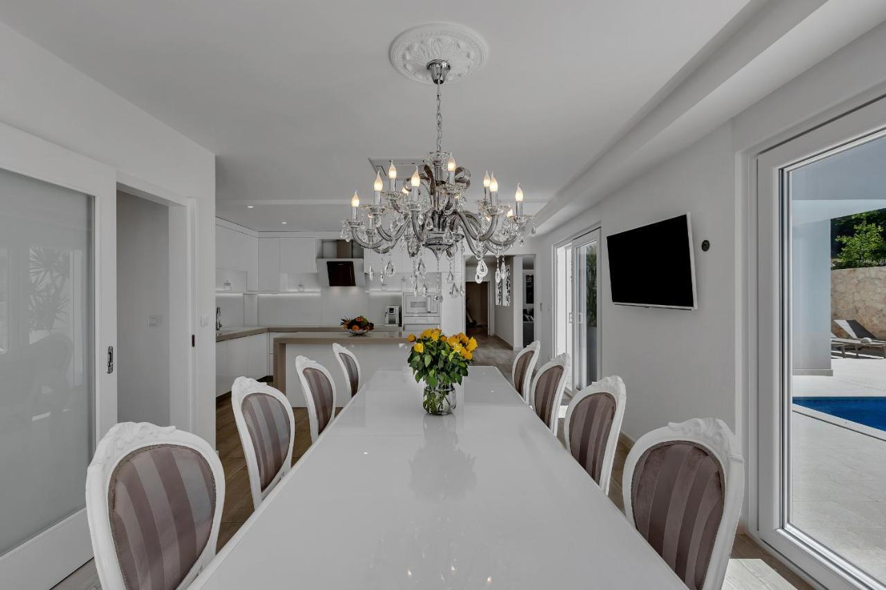 Villa Prestige Baška Voda Exteriör bild