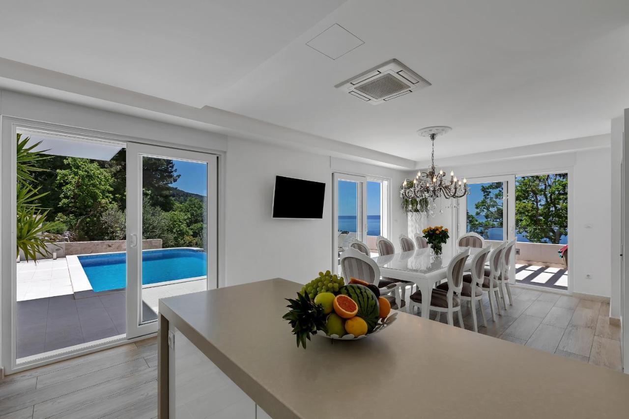 Villa Prestige Baška Voda Exteriör bild