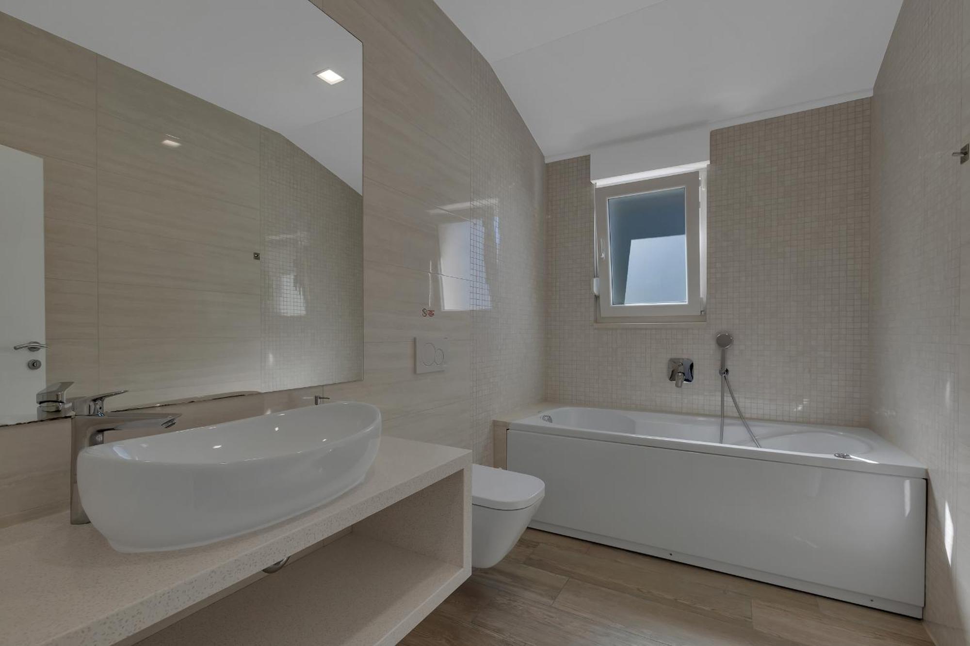 Villa Prestige Baška Voda Exteriör bild
