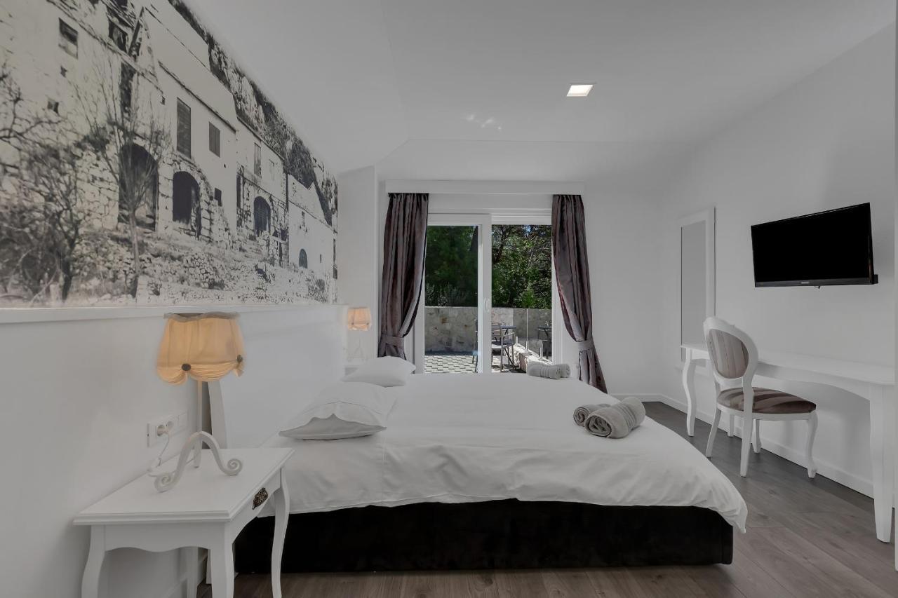 Villa Prestige Baška Voda Exteriör bild